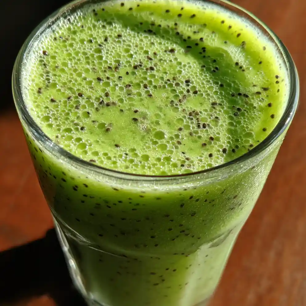Spinach Smoothie Recipe Emerald Blend With Kiwi Speckles 4 spinach smoothie recipe Emerald Blend with Kiwi Speckles