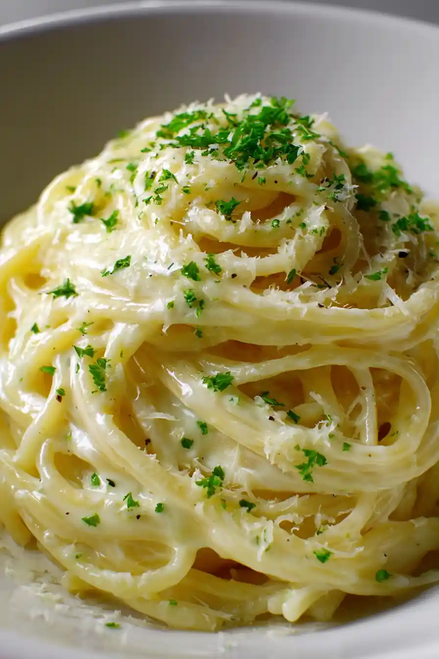 Creamy Garlic One Pot Pasta 5 Creamy Garlic One Pot Pasta