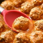 Juicy Meatballs with Creamy Tomato Sauce 4 Juicy Meatballs with Creamy Tomato Sauce