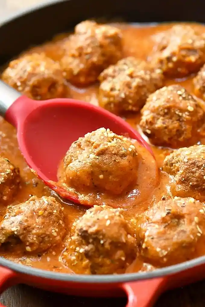 Juicy Meatballs with Creamy Tomato Sauce 3 Recipe image
