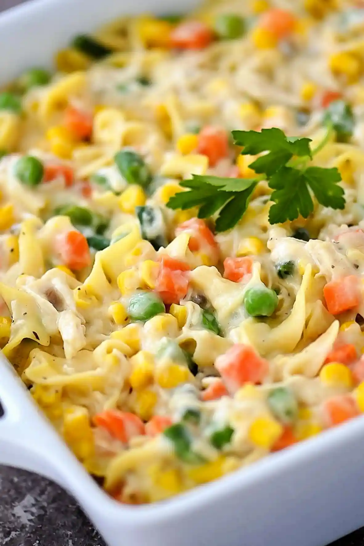 Creamy Chicken and Noodle Bake 3 Recipe image