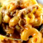 One-Pot Cheesy Chili Macaroni 4 One-Pot Cheesy Chili Macaroni