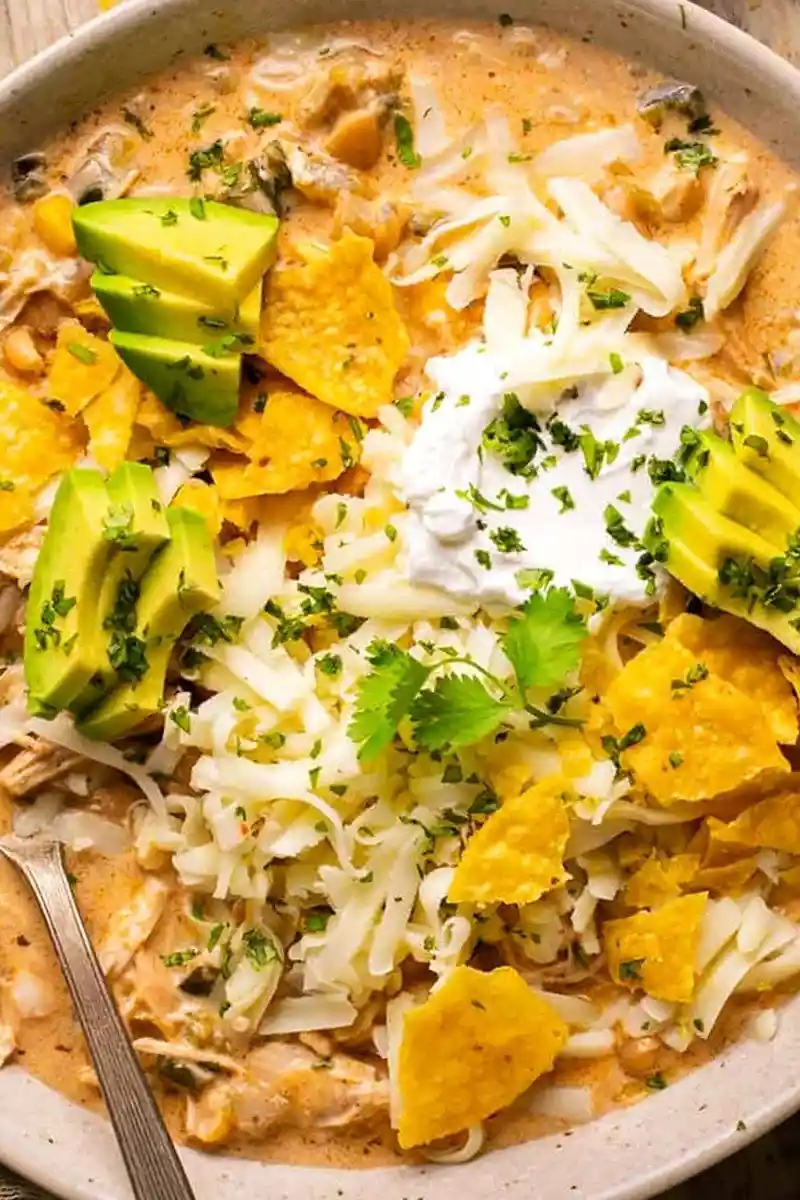 Creamy Slow Cooker White Chicken Chili 3 Recipe image