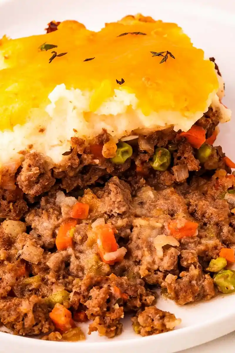 Hearty Homemade Beef and Potato Pie 3 Recipe image