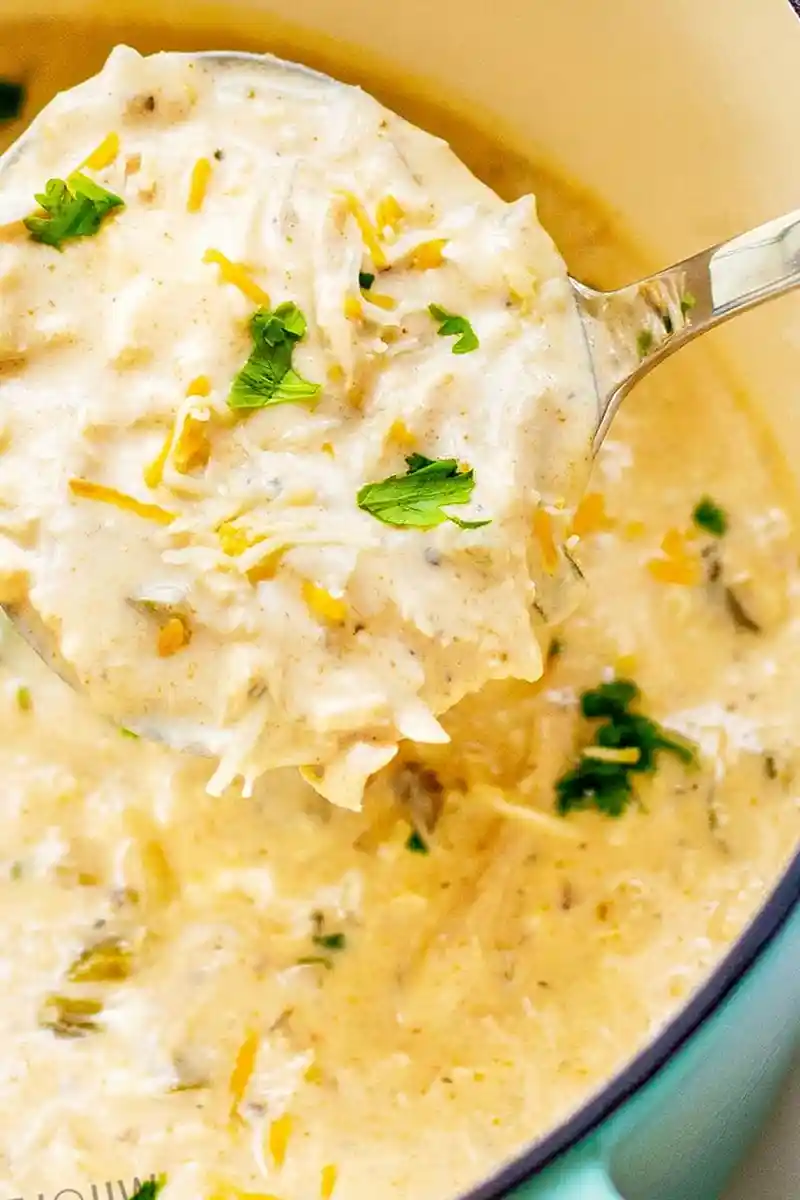 Creamy Low-Carb White Chicken Chili 3 Recipe image