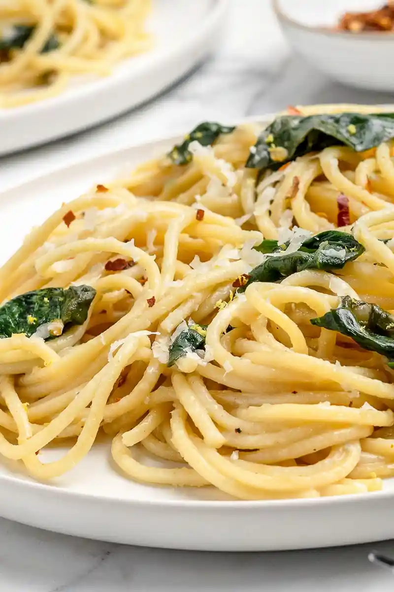 Quick Spinach and Lemon Garlic Pasta 3 Recipe image