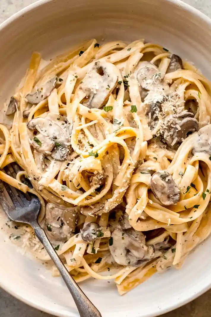 Creamy Mushroom Pasta Sauce 3 Recipe image