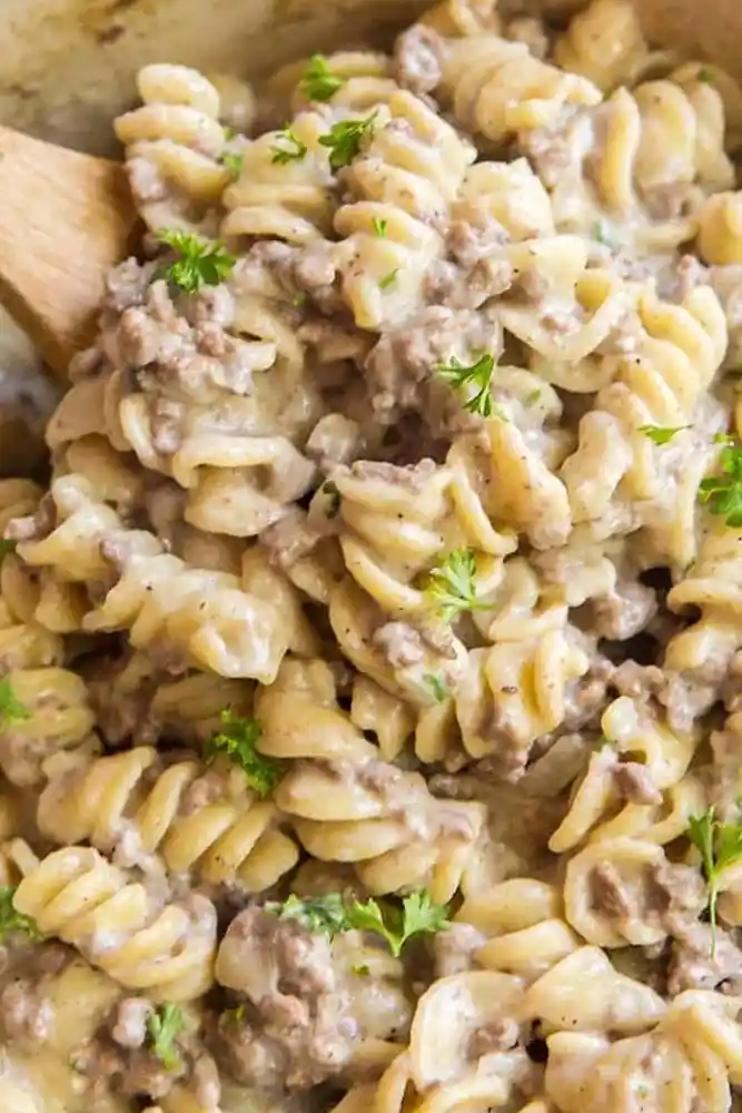 Creamy One Pot Ground Beef Stroganoff 3 Recipe image