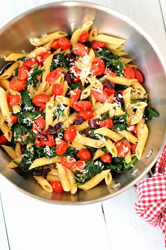Sautéed Cherry Tomato and Spinach Pasta 3 Recipe image