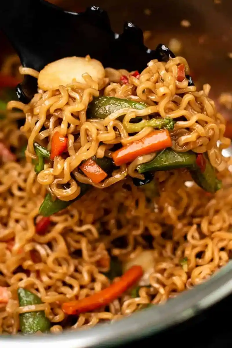 Instant Pot Ramen Vegetable Stir Fry 3 Recipe image